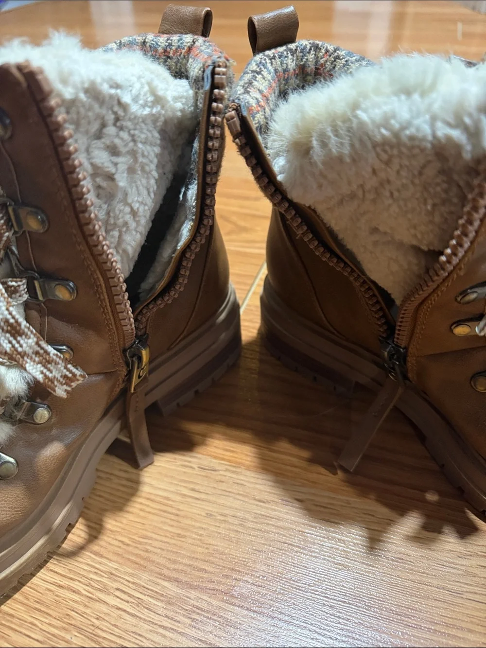 Women’s Brown Faux-Fur Lace-Up Winter Boots